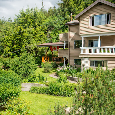 ECHO BAY LODGE