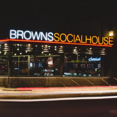 Browns Socialhouse Summit