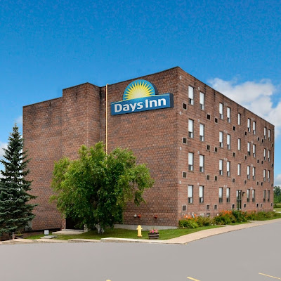 Days Inn by Wyndham Renfrew Conference Centre