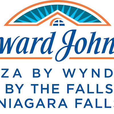 Howard Johnson Plaza by Wyndham by the Falls / Niagara Falls